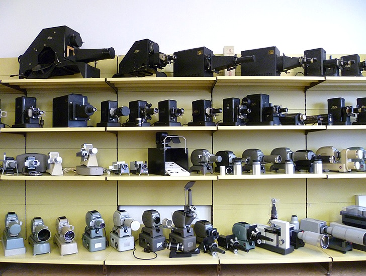 leitz projektoren schnelle wand