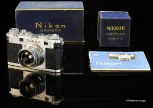 Nikon S