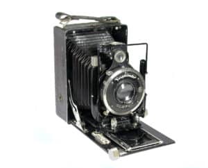 Voigtländer Avus 6,5 x 9 cm (mit Ringverschluss)