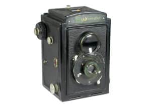 Voigtländer Brillant (Voigtar 9,0 - Metallgehäuse )