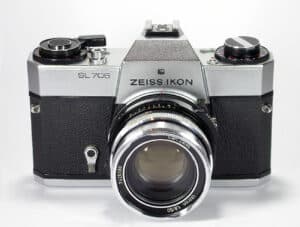Zeiss Ikon SL 706 (TM)