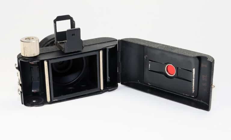 junka cahn rueckseite auf