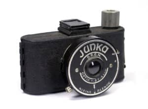 Junka 3 x 4 (D. R. G. M.)