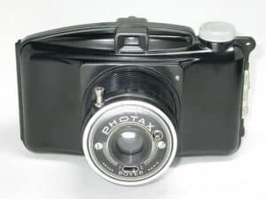 M. I. O. M. Photax IV