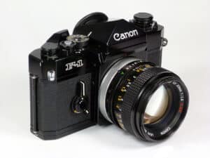 Canon F-1