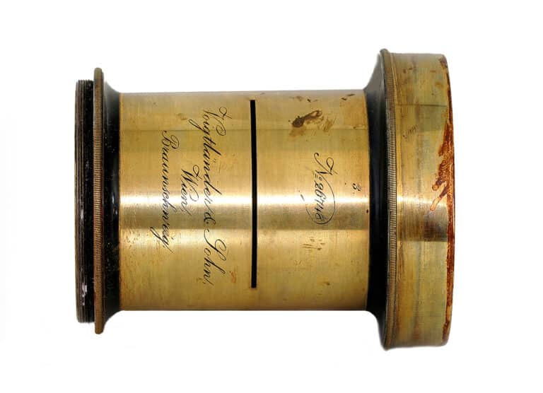 Voigtländer Messingobjektiv Nummer 26748