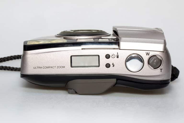 Olympus Superzoom 140 S