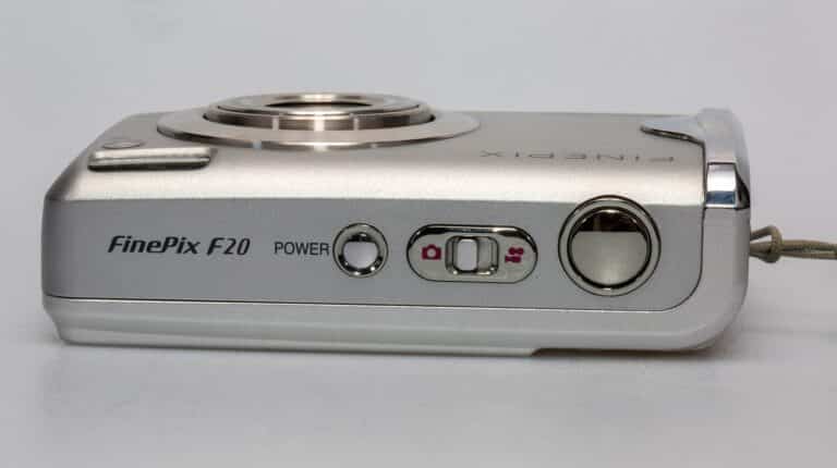 Fujifilm FinePix F20