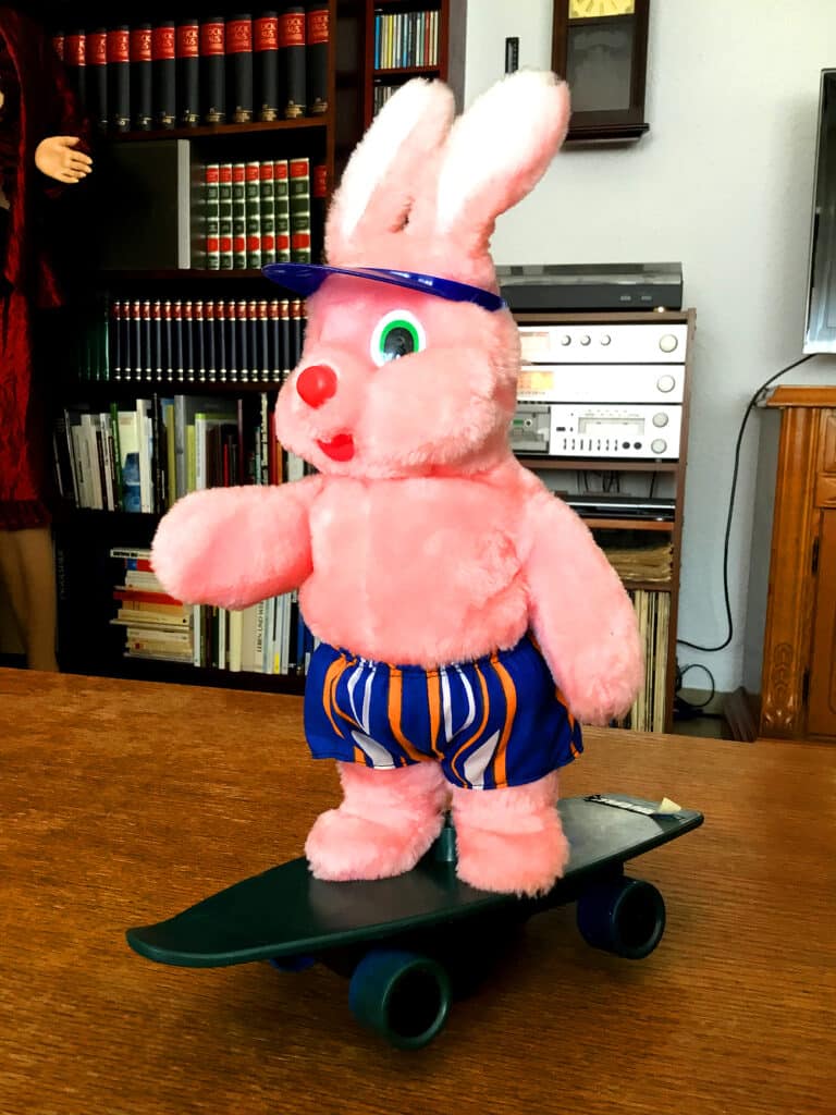 duracell hase surfer