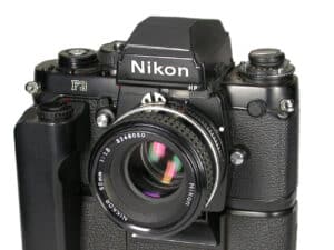 Nikon F 3 HP mit Motor MD-4 und Nikkor 1:1,8/50 mm