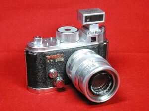 Zeiss Carl Jena Tessar 1:3,5/7,5 cm (Robot)