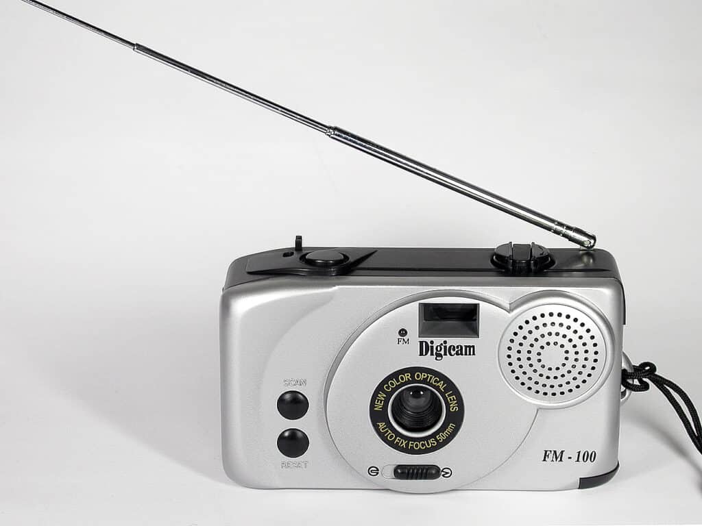digicam fm100