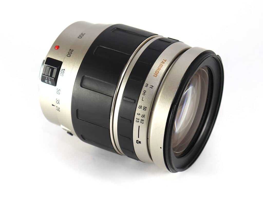 tamron 28 300 285d schraeg 2