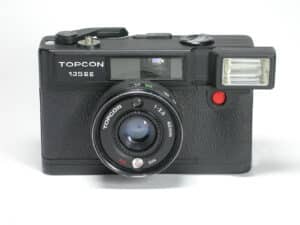 Topcon 135 EE (Haking Autoflash 35)