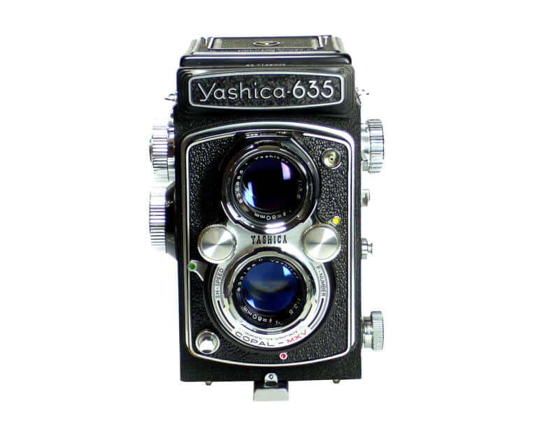yashica 635 vorn