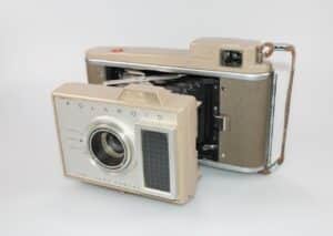 Polaroid J 33