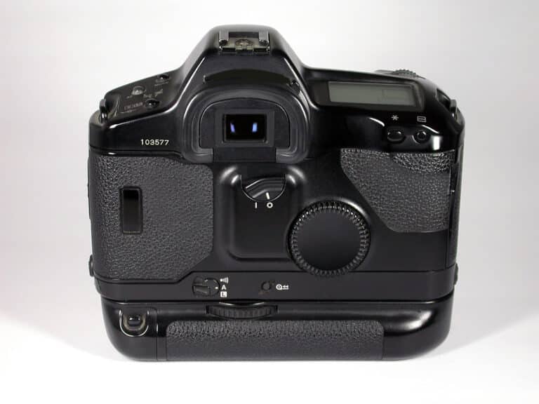 canon eos 1n batt pack back