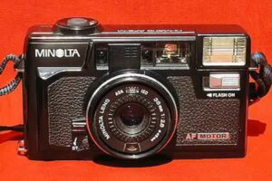 Minolta Hi-Matic AF 2-M