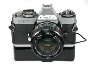 Minolta XD 7 mit Winder D und Blitz Auto 200 X