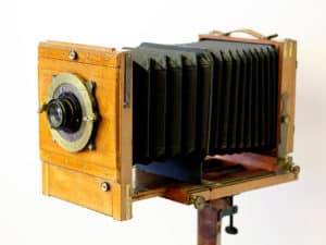 Reisekamera 13 x 18 cm mit Universal-Objektiv-Ring