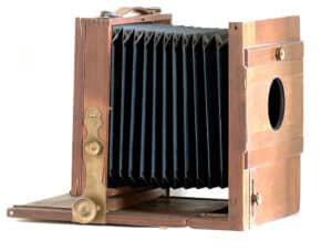 Reisekamera unbezeichnet (blauer Balgen)