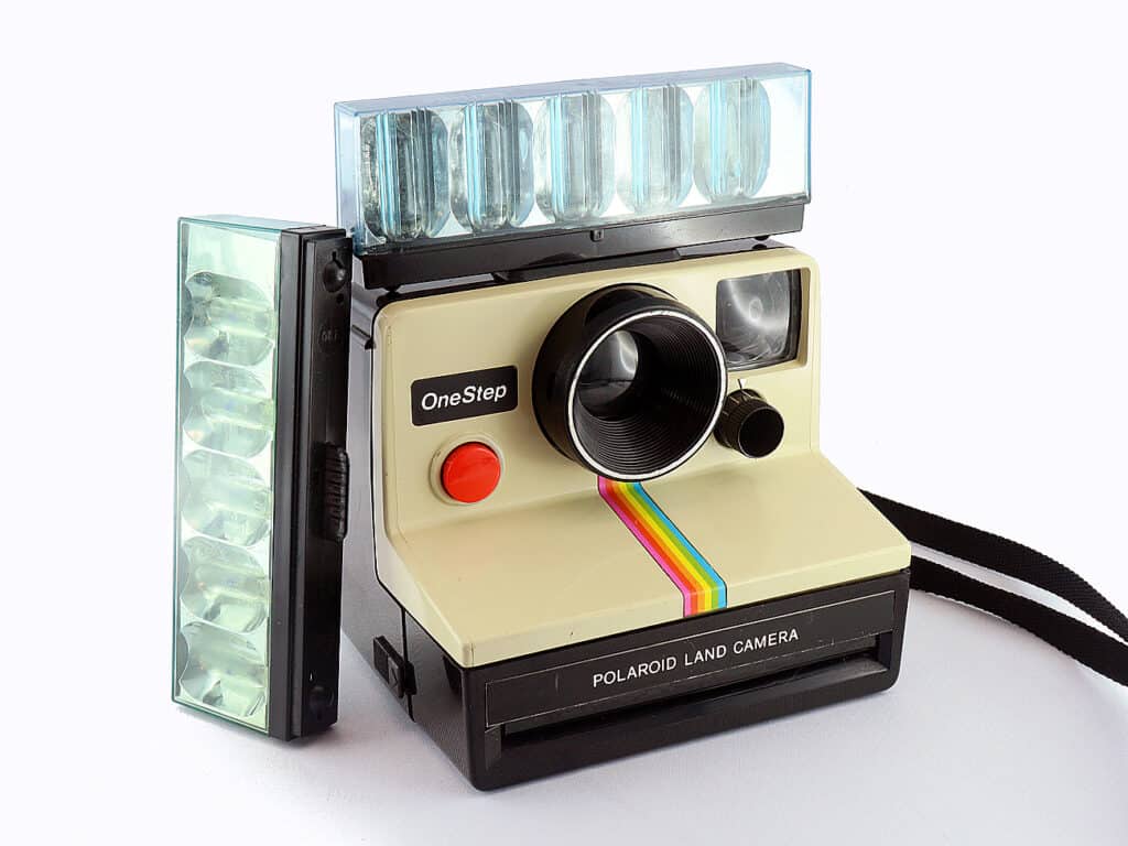 polaroid flashbar