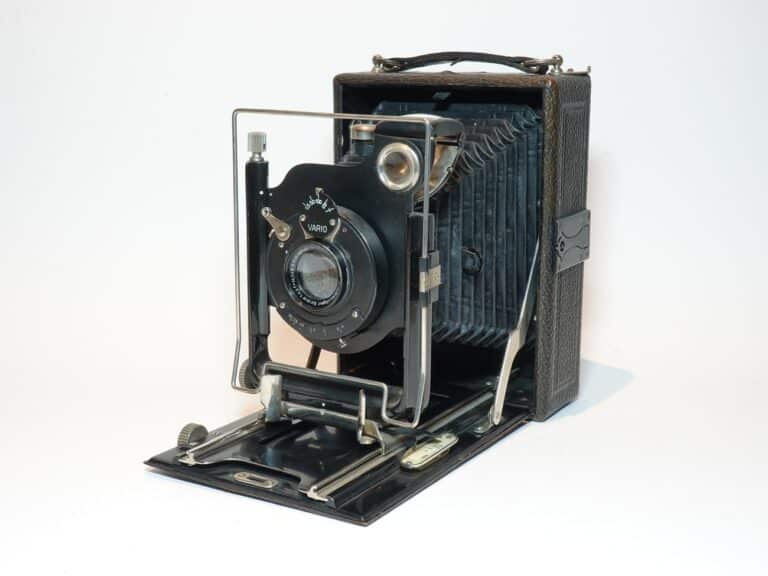 Plattenkamera (ungemarkt; Objektiv: Rodenstock Eurynar)