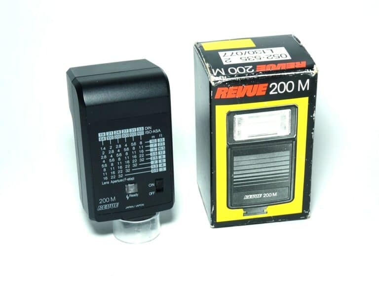 Revue 200 M