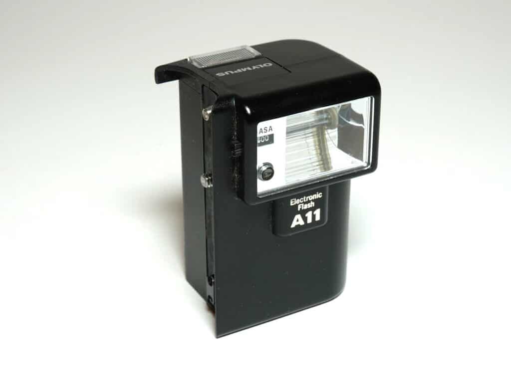 Olympus Electronic Flash A 11