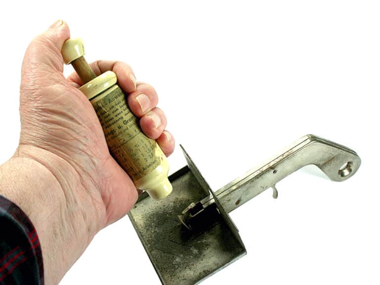 Seuthe Seuthelin-Blitzpistole mit Hama Dosiergerät