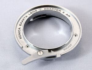 Adapter Objektiv Exakta auf Kamera Konica