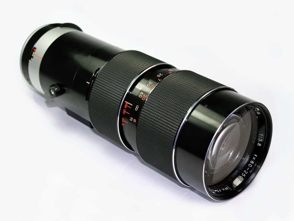 Tamron Auto Zoom 1:3,8/80-250 mm (Adaptall)