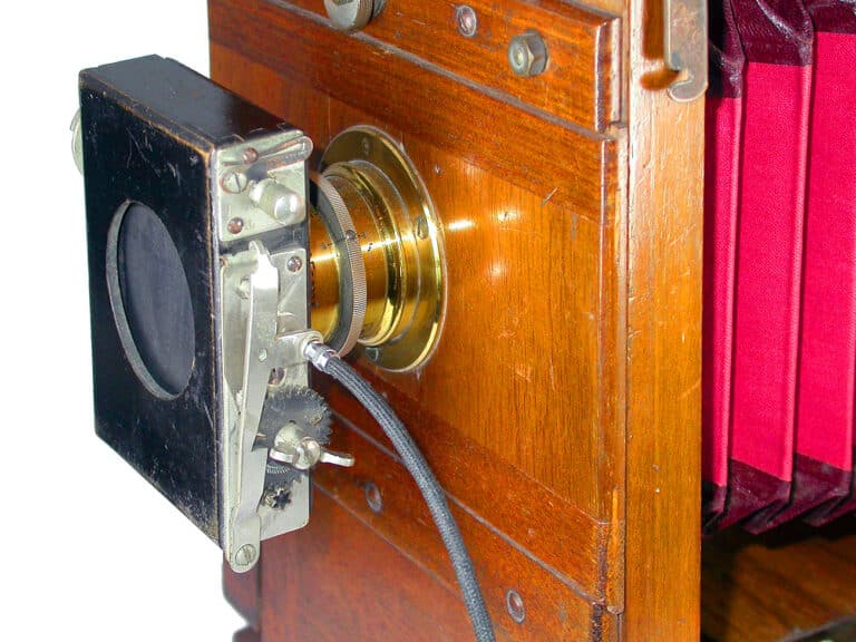 Tuch-Schlitzverschluss für Plattenkameras