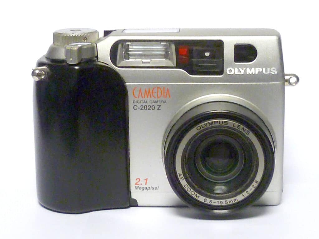 Olympus Camedia C-2020 Z