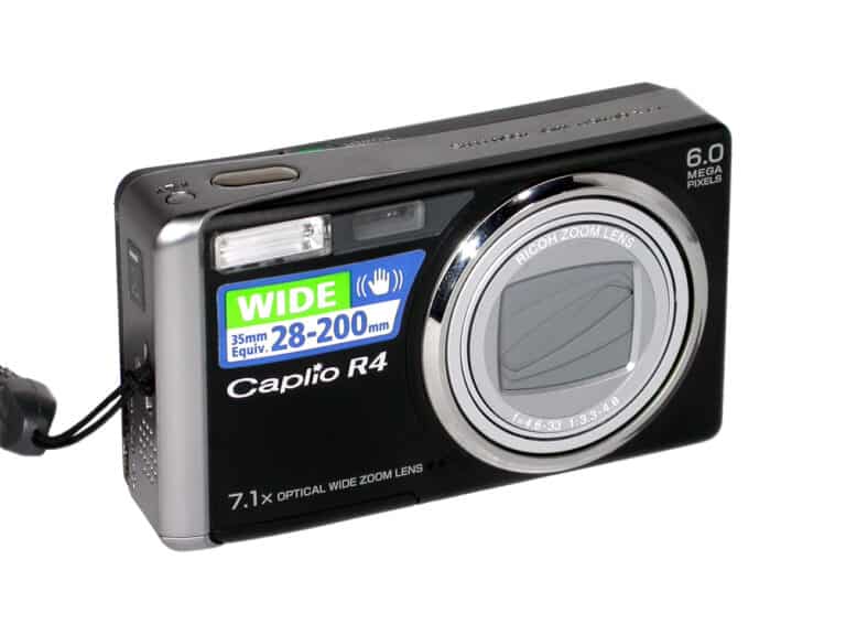 Ricoh Caplio R 4